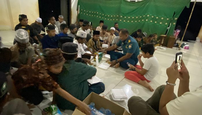 Danposal Morut Buka Puasa dan Santuni Anak Pesantren