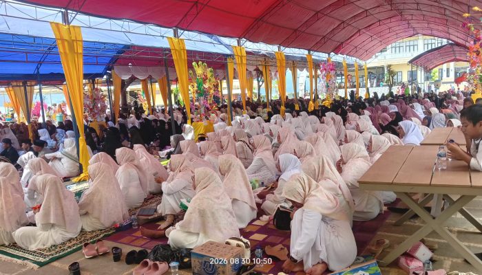 Ratusan Warga Padati Maulid Nabi di Masjid Siti Rahma Mamala